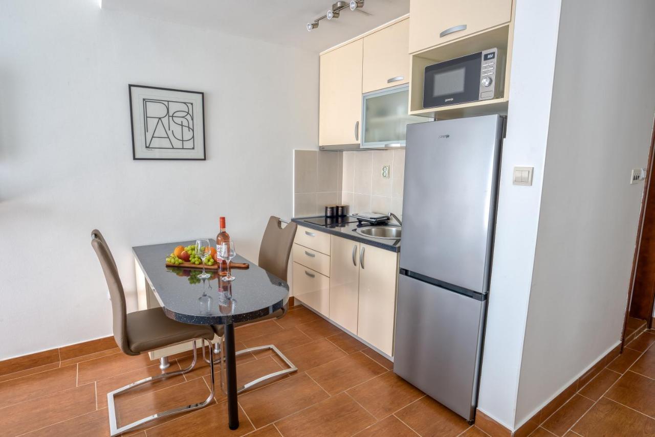 Apartment Elegant Котор Екстериор снимка
