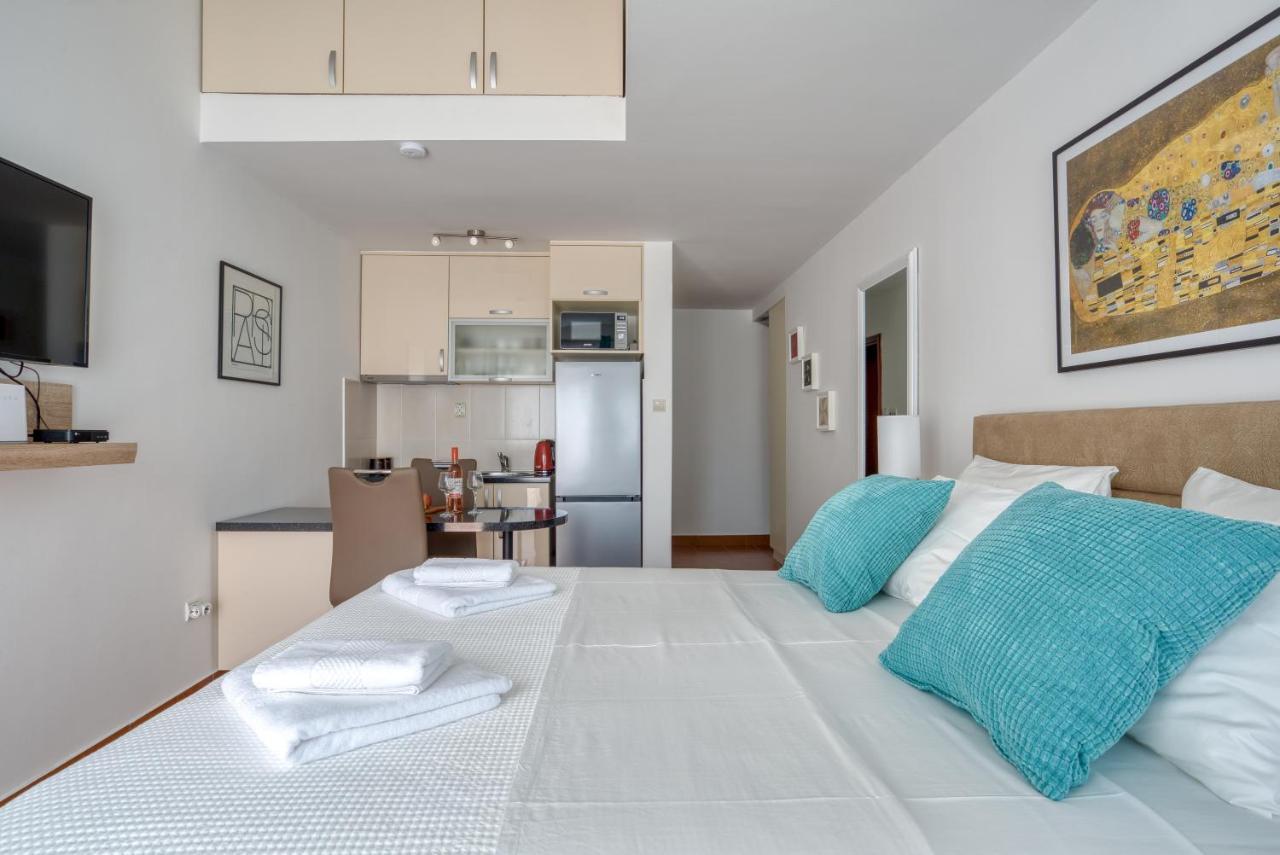 Apartment Elegant Котор Екстериор снимка